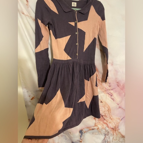 Mini Boden Other - EUC Mini Boden Star Patterned Sweater Dress